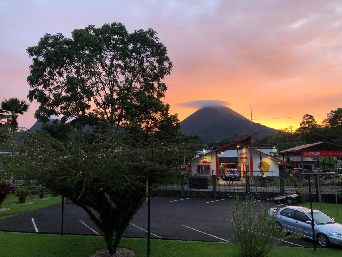 Condo'S Vista Al Volcan La Fortuna Exteriör bild