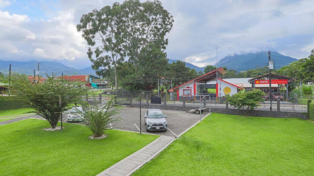 Condo'S Vista Al Volcan La Fortuna Exteriör bild
